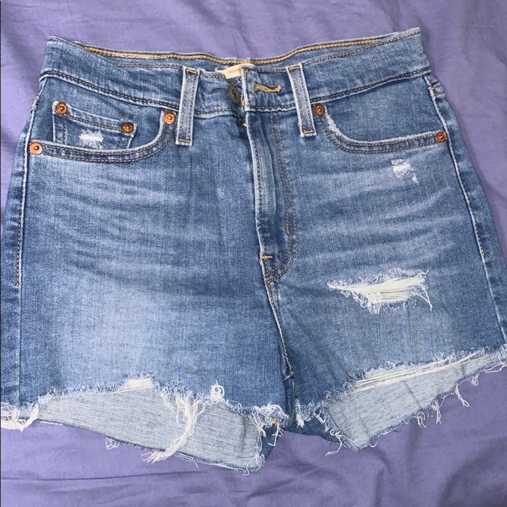Levi’s shorts high rise